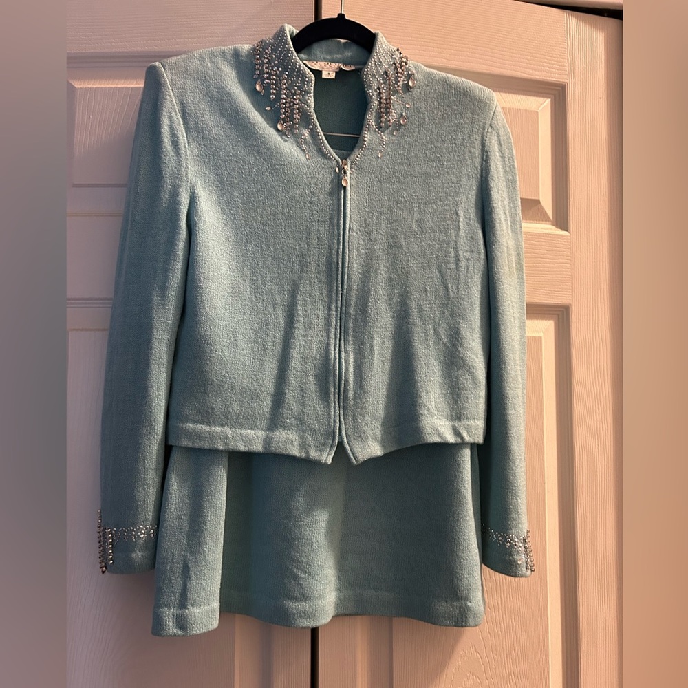St John evening skirt suit size 8/6